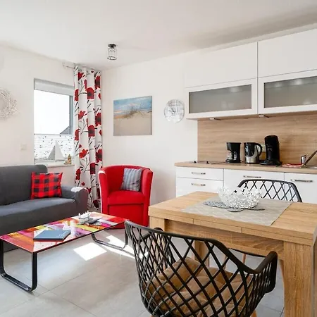 With 1 Bedroom *